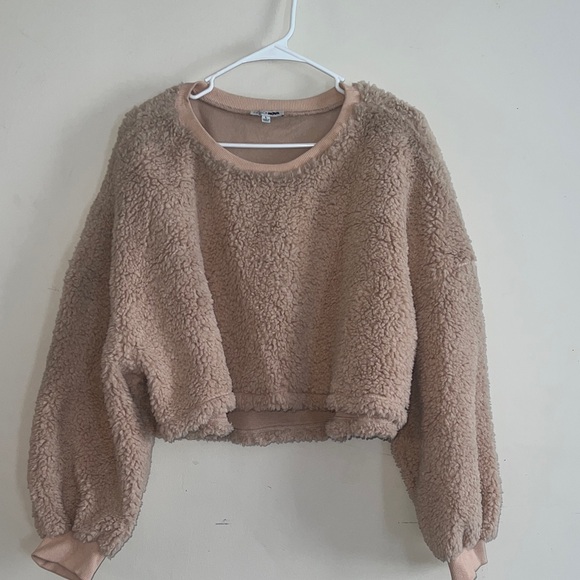 Fashion Nova Cream Knit shepa Sweater cropped large - Picture 2 of 6